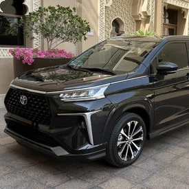 Monthly rent a car with driver in Dubai by CalibRide