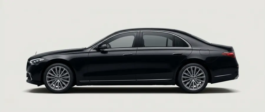 Mercedes S-Class chauffeur in Dubai – luxury sedan with driver
