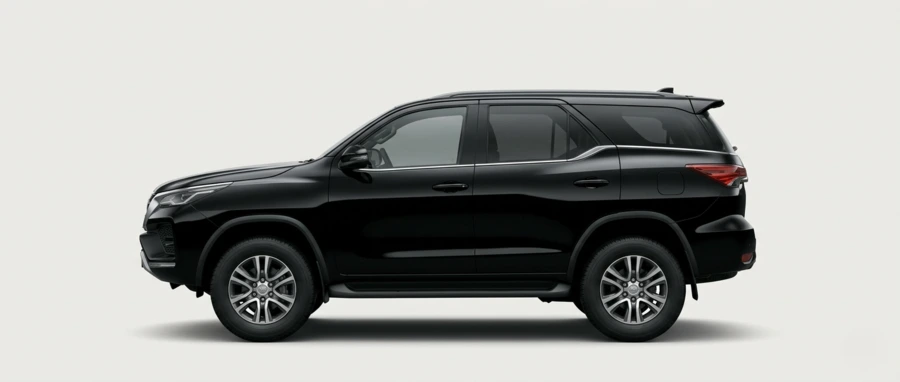 Toyota Fortuner chauffeur in Dubai – SUV with driver